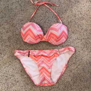 Xhilaration bikini in white, pink & coral, size L